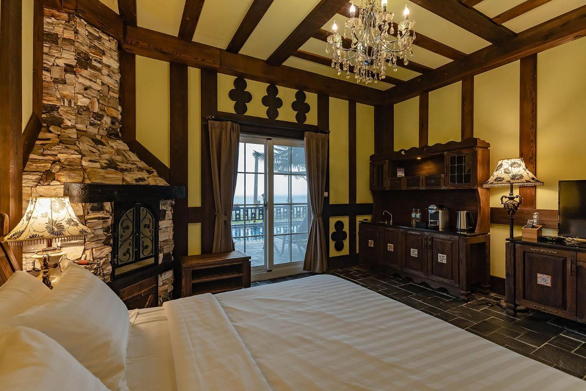 Tudor Dynasty Homestay Shoufeng Exterior photo